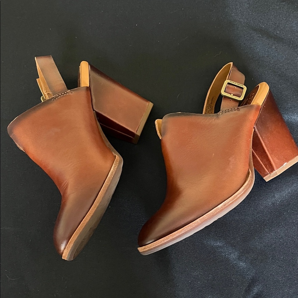 KORK-EASE! Brown Leather Slingback Heels! Size 7! EUC!